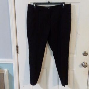 Black pocketed trouser pants